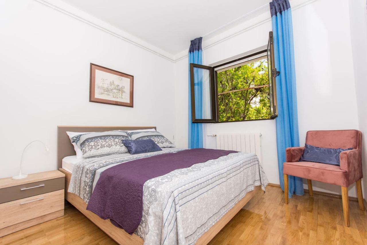Holiday Home Ruzmarin Trogir Exterior photo