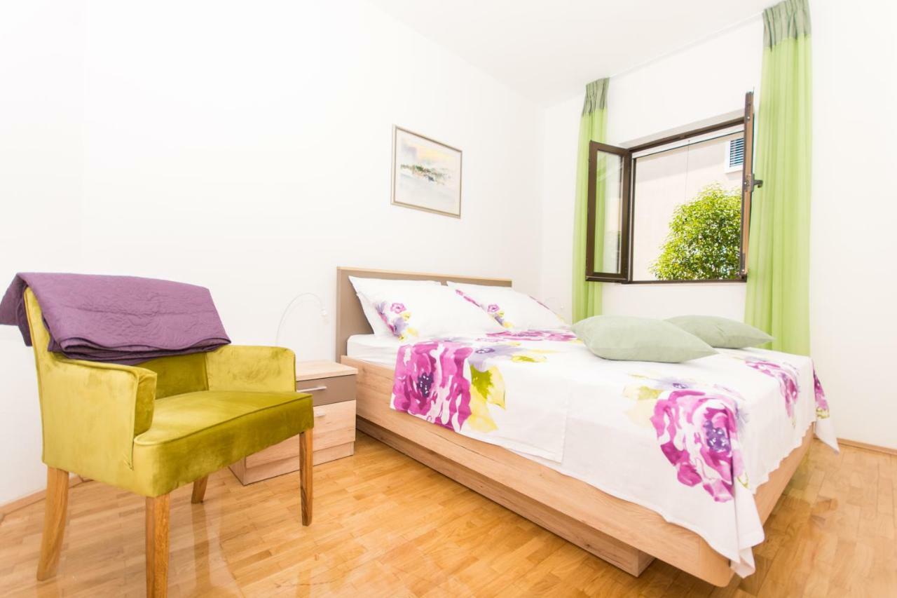 Holiday Home Ruzmarin Trogir Exterior photo